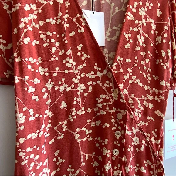 Rouje Margot Robbie Gabin dress 🌸 Sakura print rare nwt Barbiecore floral wrap - Picture 6 of 8